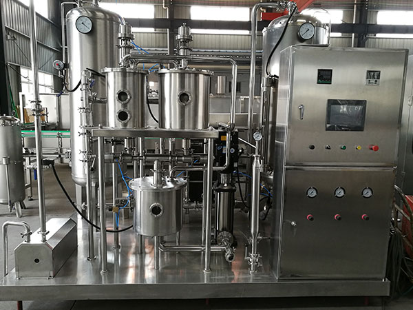 Carbonated Drink Mixer/Carbonator