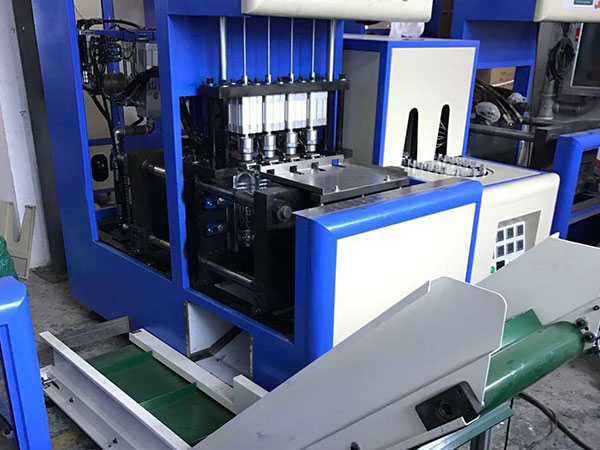 Semi-Automatic Plastic PET Bottle Blow Molding Machine Bottle Blower